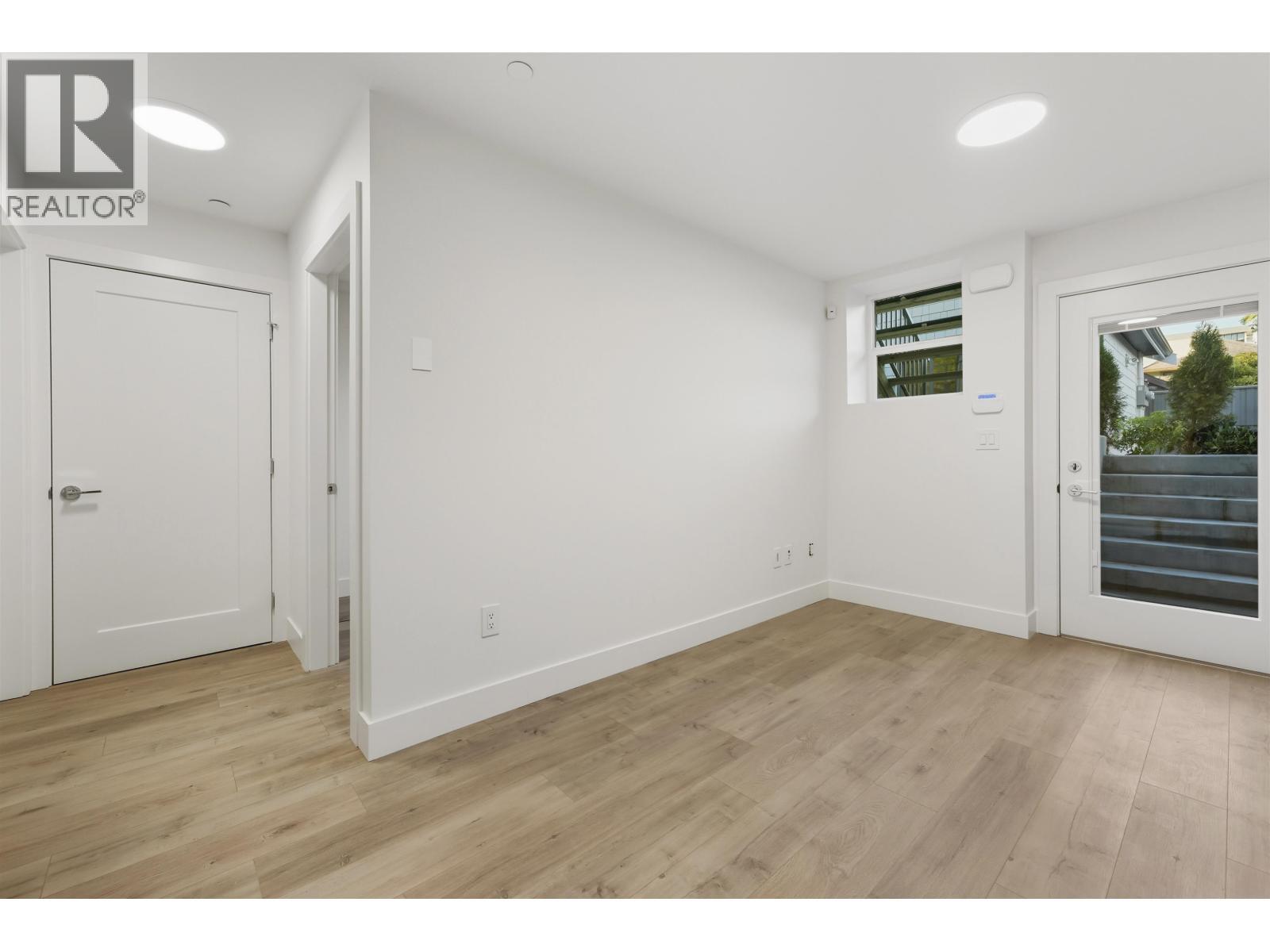 1759 W 16Th Avenue, Vancouver, BC - Indoor Photo Showing Other Room