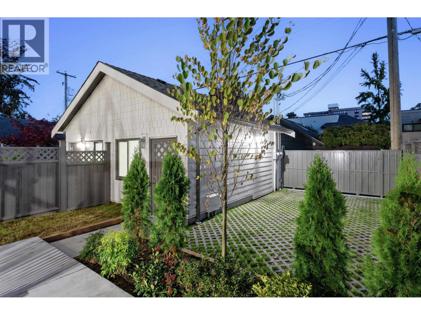 1759 W 16Th Avenue, Vancouver, BC - Outdoor