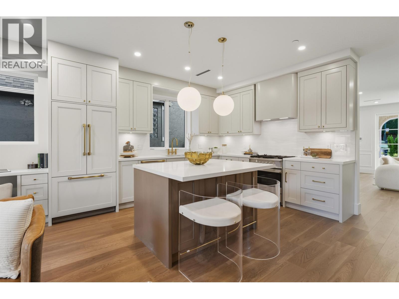 1759 W 16Th Avenue, Vancouver, BC - Indoor Photo Showing Kitchen With Upgraded Kitchen