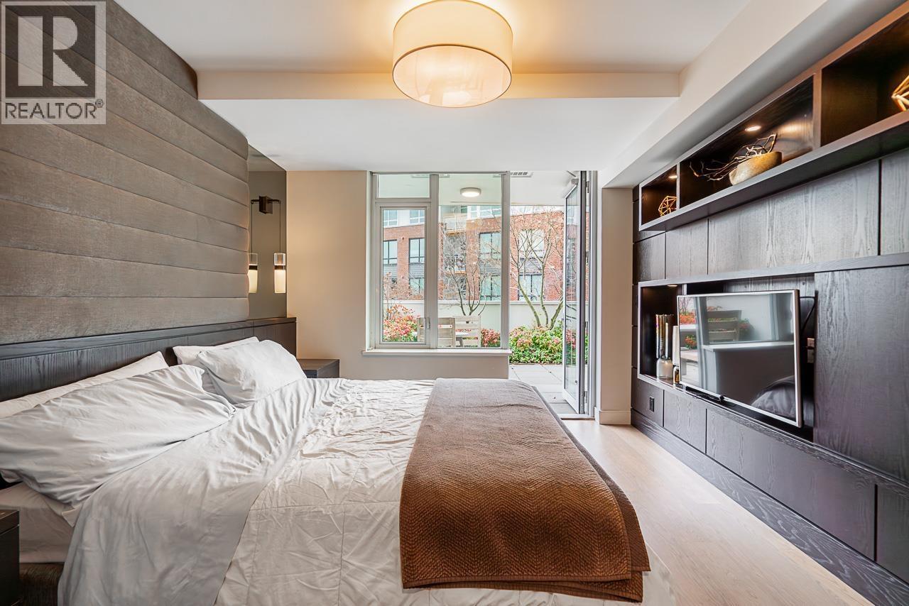 1302 210 Salter Street, New Westminster, BC - Indoor Photo Showing Bedroom