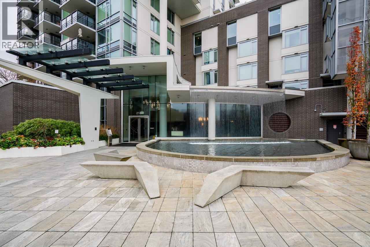 1302 210 Salter Street, New Westminster, BC - Outdoor