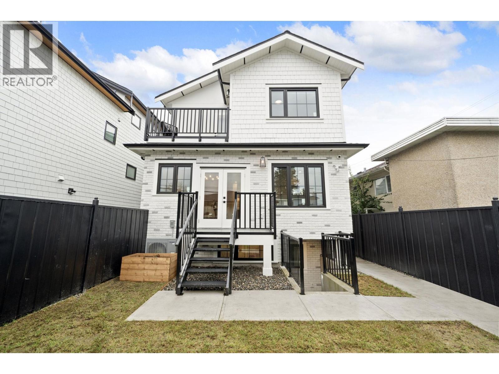 2 2791 W 21St Avenue, Vancouver, BC - Outdoor