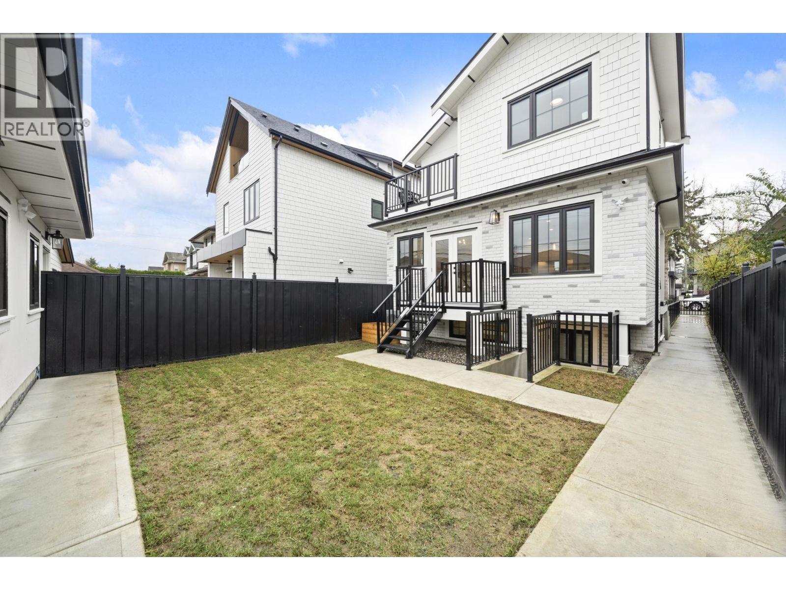 2 2791 W 21St Avenue, Vancouver, BC - Outdoor