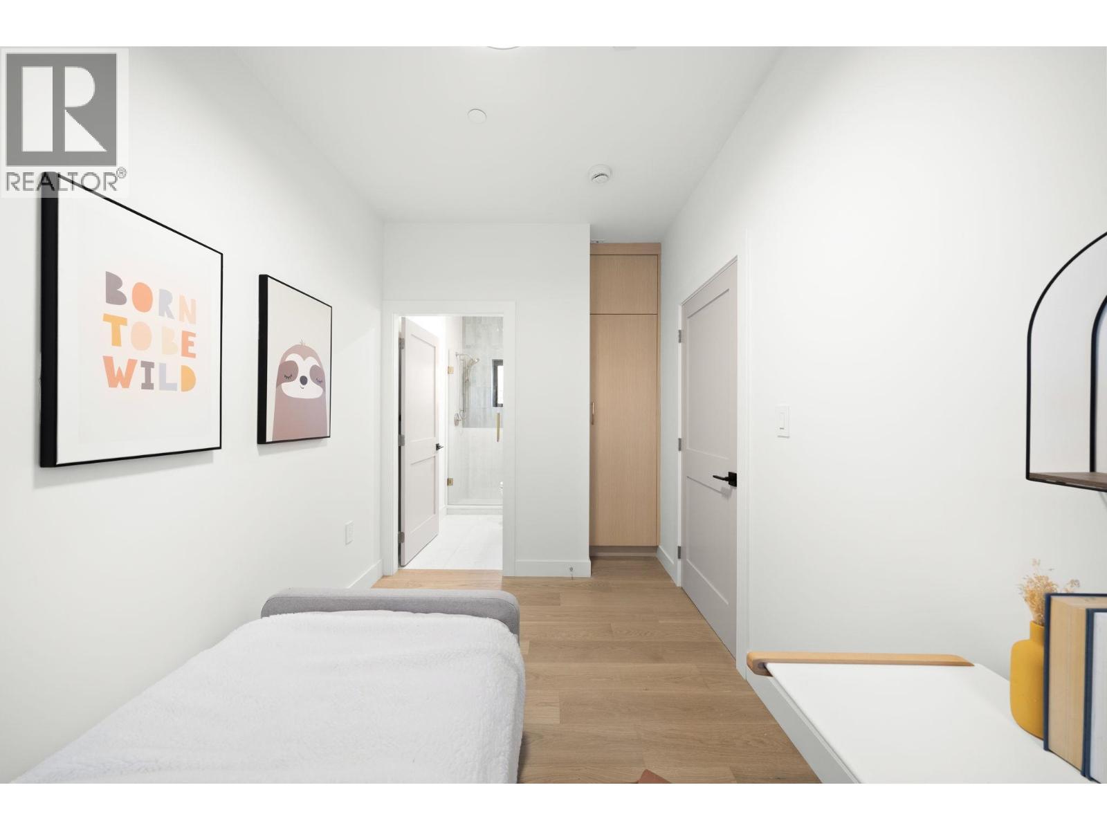 2 2791 W 21St Avenue, Vancouver, BC - Indoor