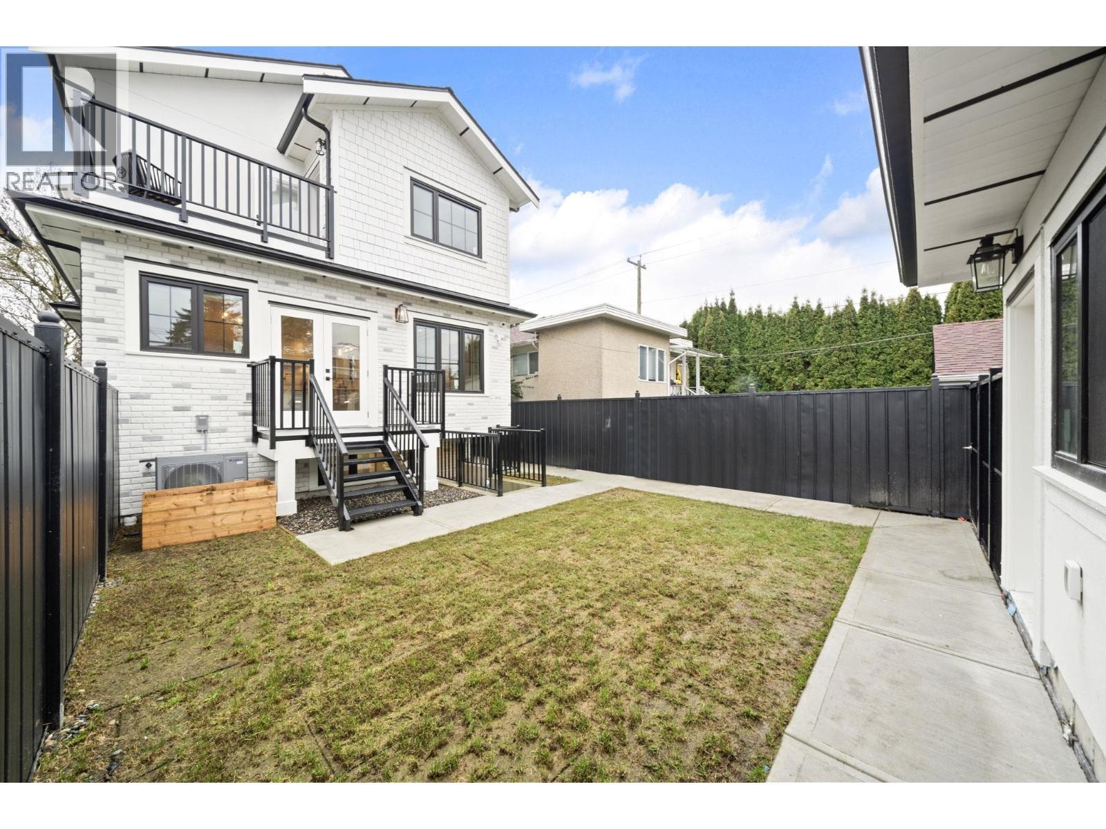 2 2791 W 21St Avenue, Vancouver, BC - Outdoor With Balcony