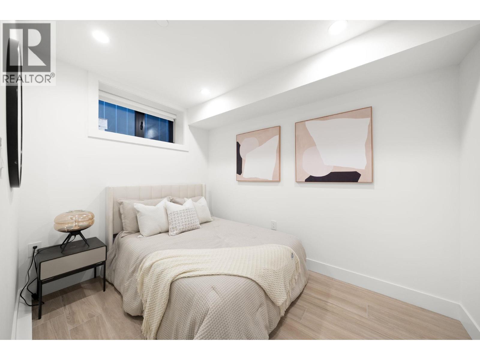2 2791 W 21St Avenue, Vancouver, BC - Indoor Photo Showing Bedroom