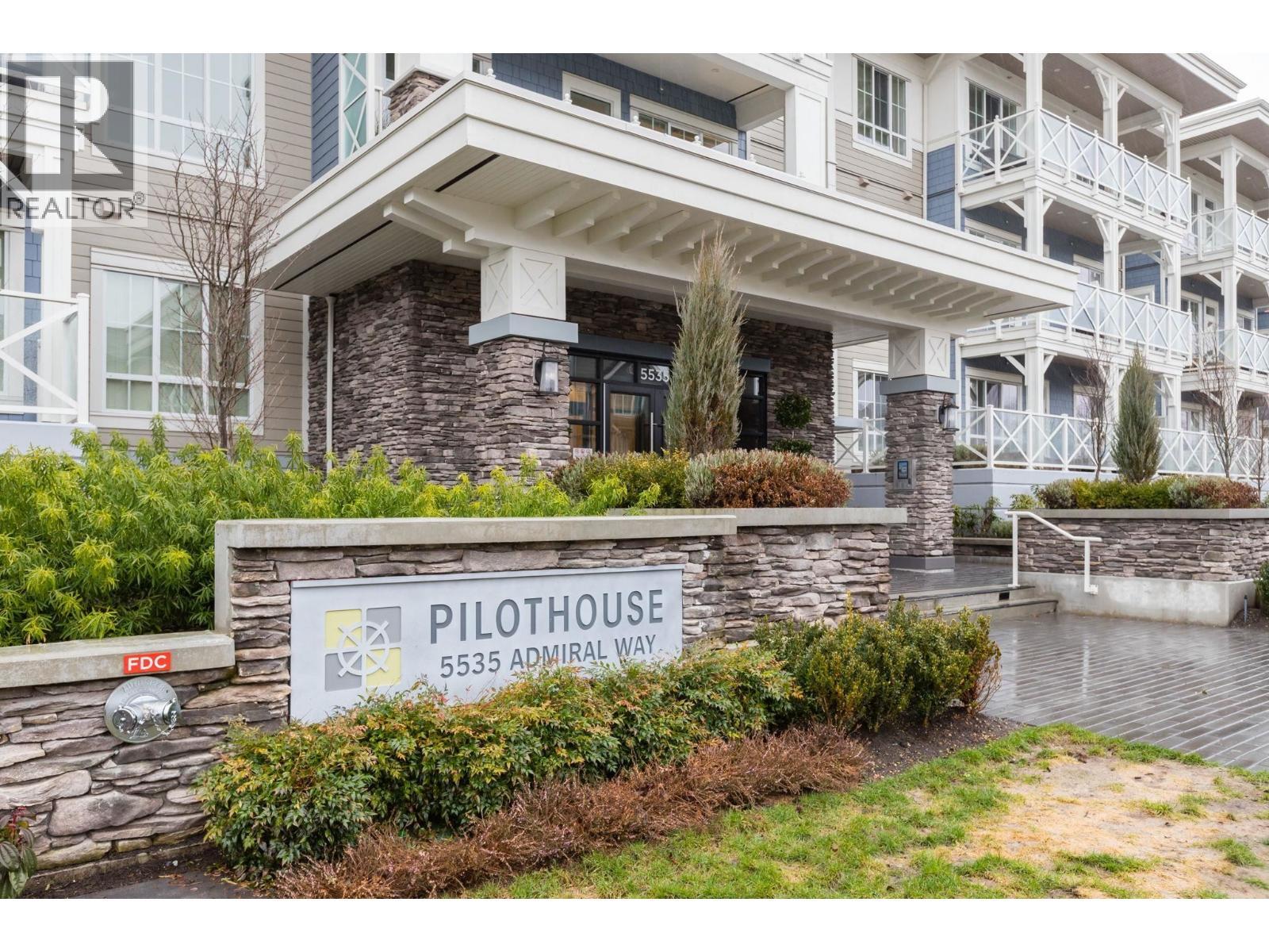 103 5535 Admiral Way, Delta, BC - Outdoor