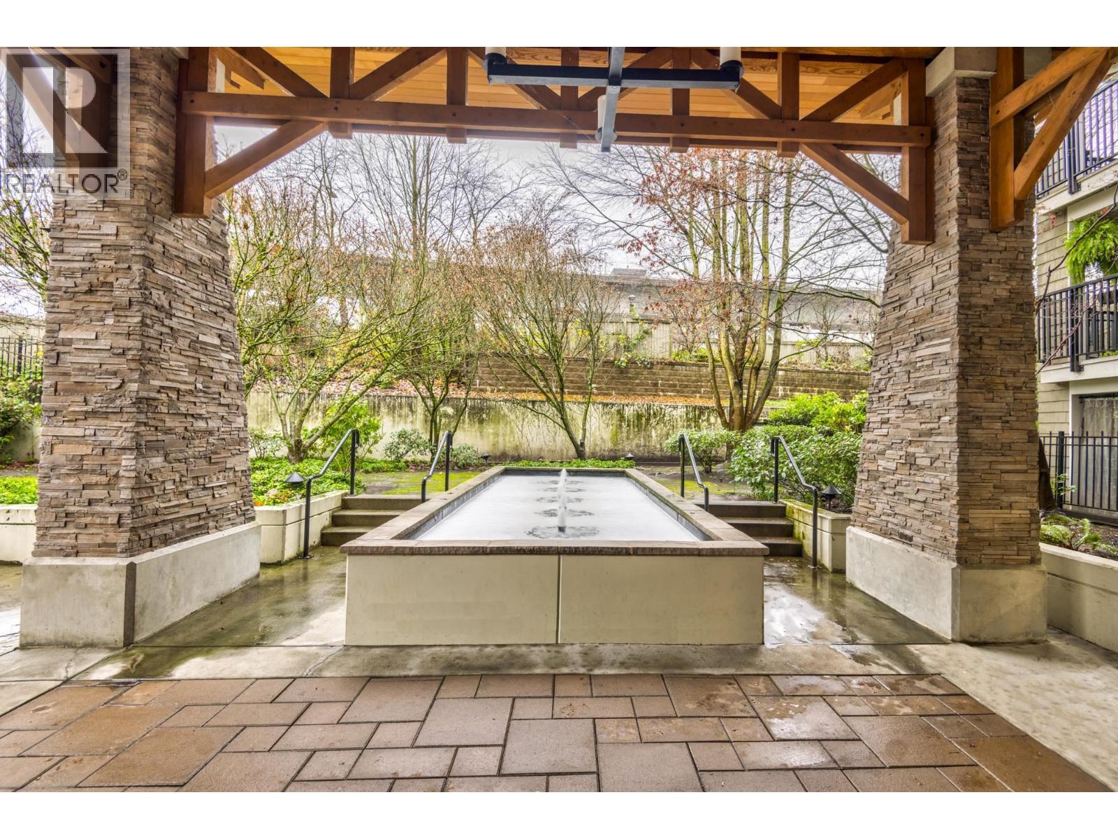 209 2088 Beta Avenue, Burnaby, BC - Outdoor