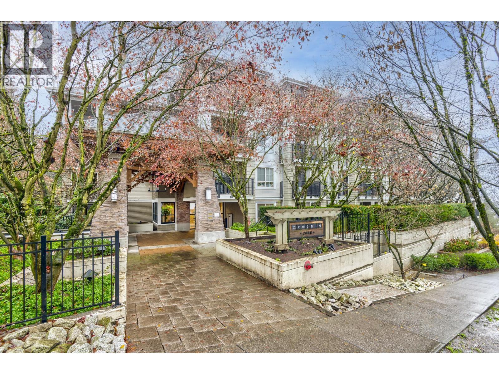 209 2088 Beta Avenue, Burnaby, BC - Outdoor