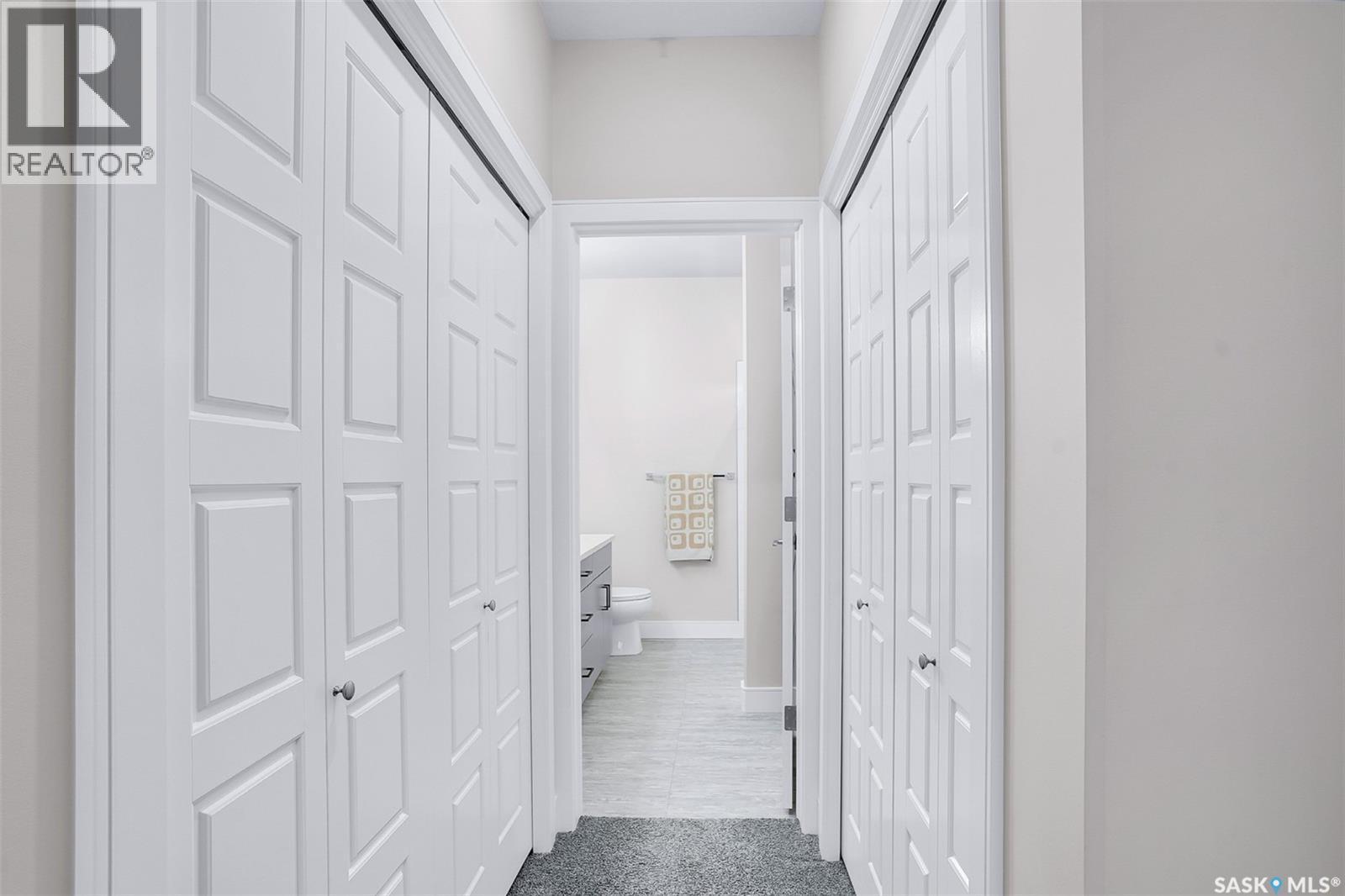 212 105 Willis Crescent, Saskatoon, SK - Indoor Photo Showing Other Room