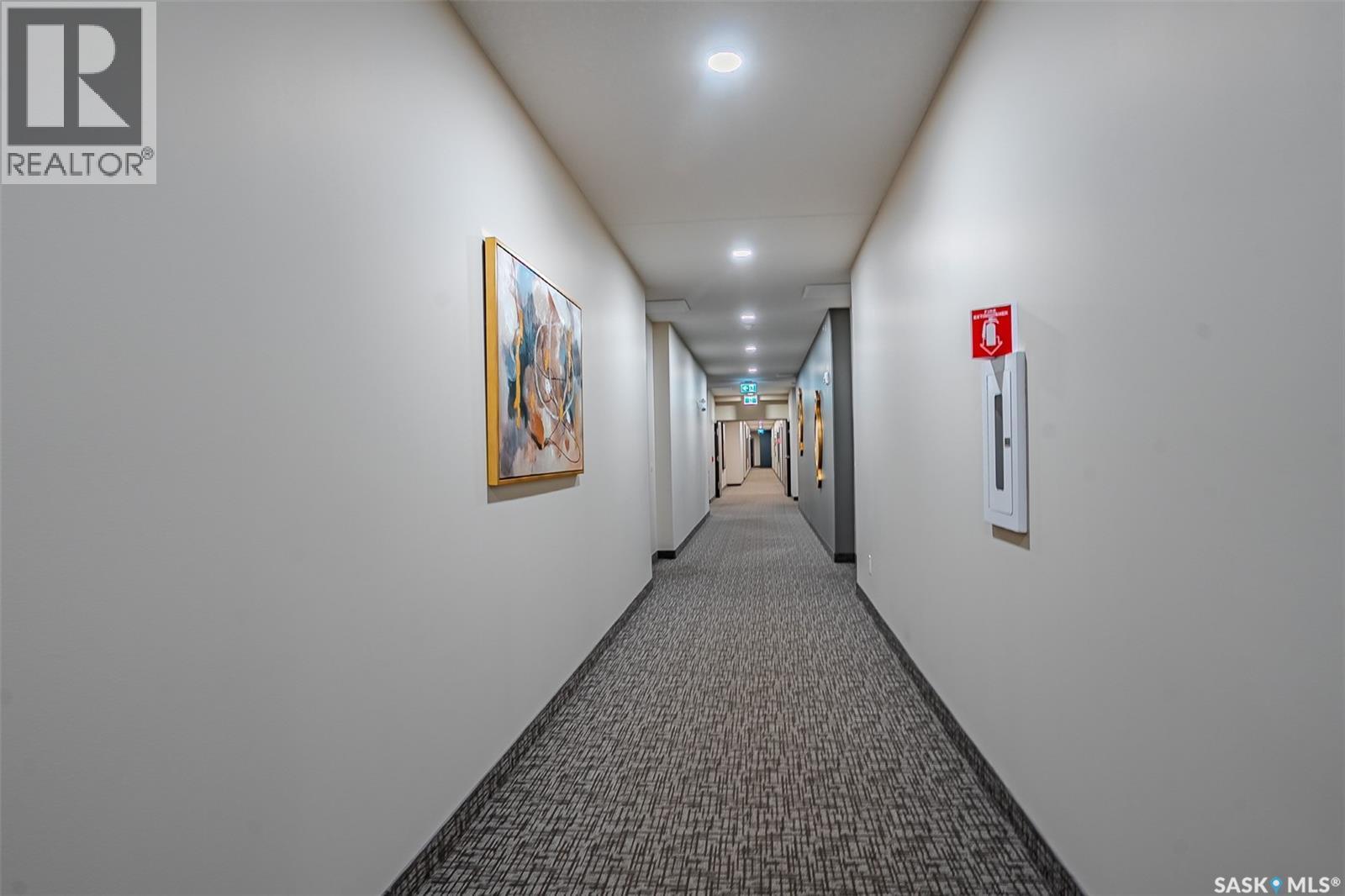 212 105 Willis Crescent, Saskatoon, SK - Indoor Photo Showing Other Room