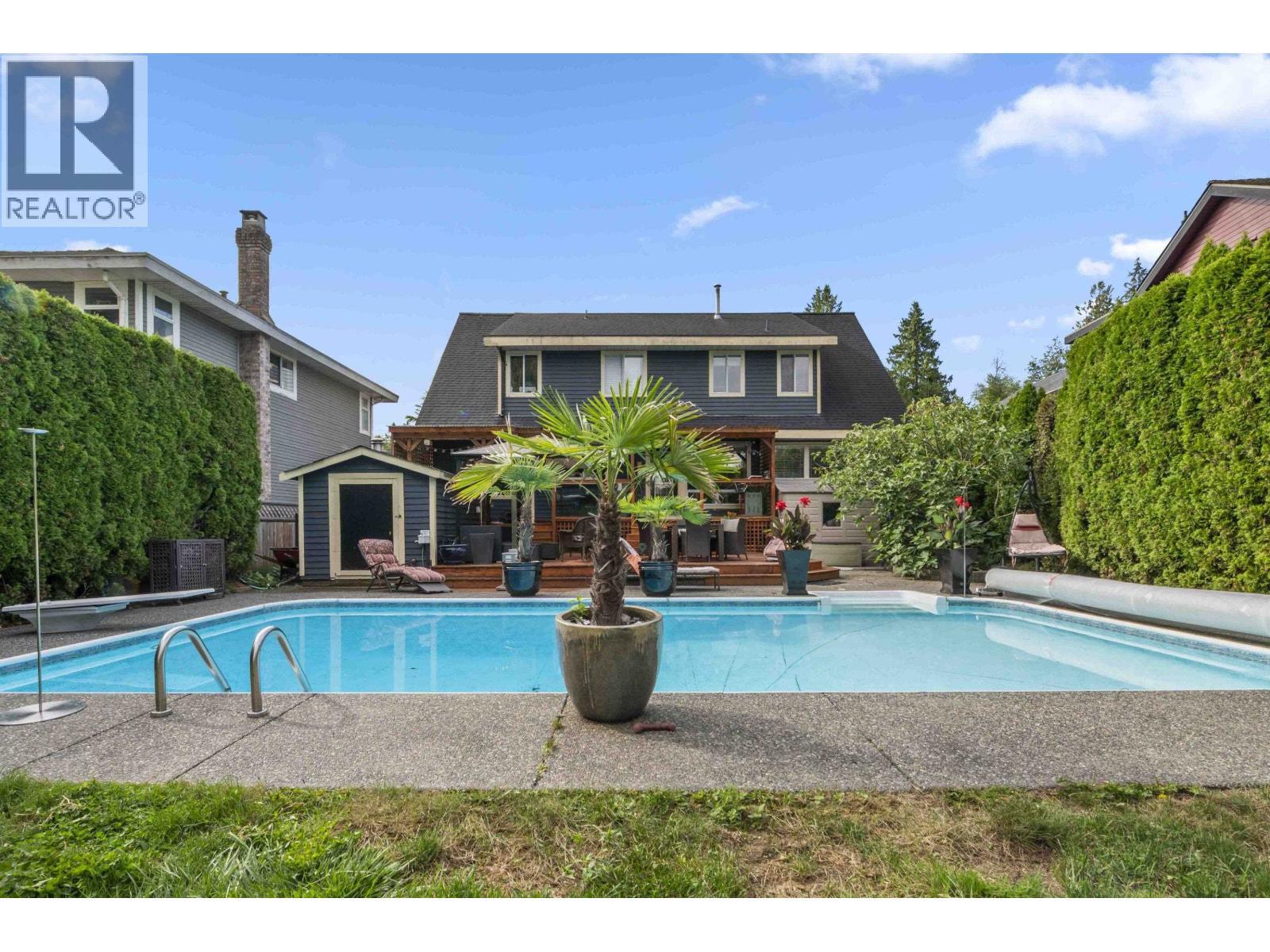 21469 126 Avenue, Maple Ridge, BC - Outdoor With In Ground Pool With Backyard