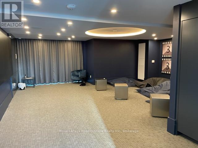 140 - 16 Concord Place, Grimsby (Grimsby Beach), ON - Indoor Photo Showing Other Room