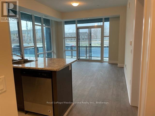 140 - 16 Concord Place, Grimsby (Grimsby Beach), ON - Indoor Photo Showing Other Room