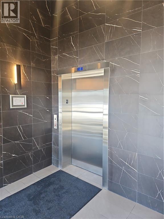 249 Grey Silo Road Unit# 301, Waterloo, ON - Indoor