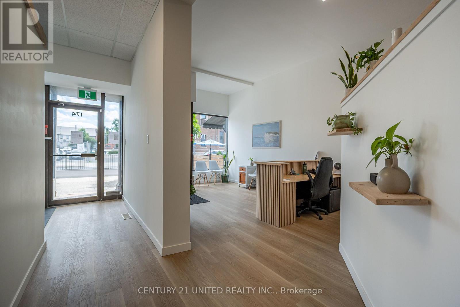 174-176 Hunter Street W, Peterborough (Town Ward 3), ON