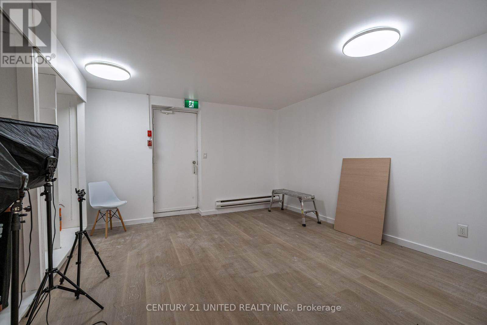 174-176 Hunter Street W, Peterborough (Town Ward 3), ON