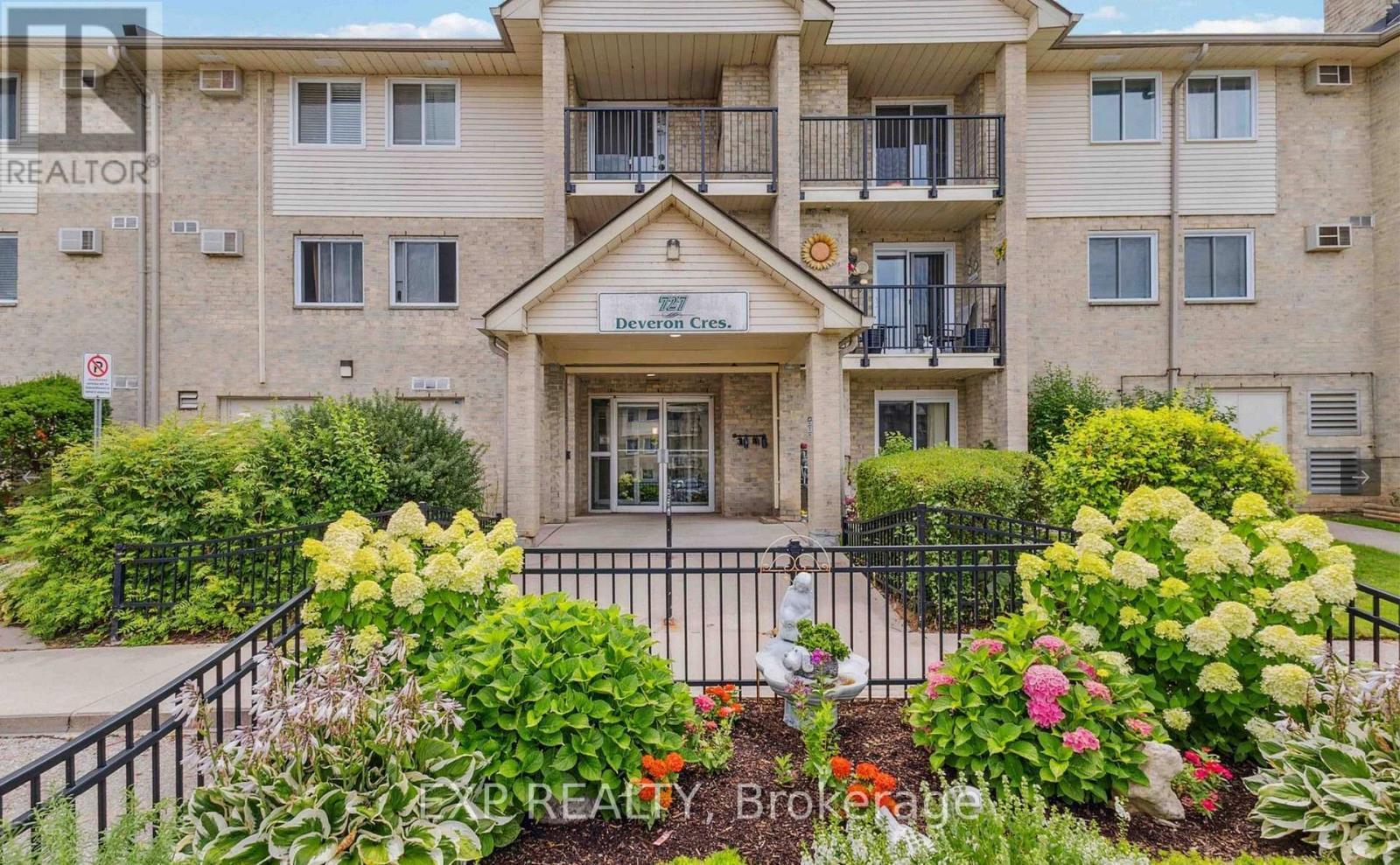 211 - 727 Deveron Crescent, London South (South T), ON - Outdoor