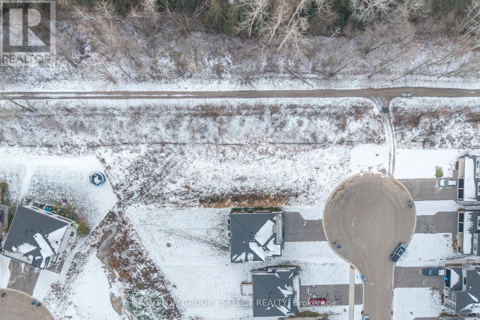 Plenty of space to build your dream home - 200 Eagle Street, North Middlesex (Parkhill), ON