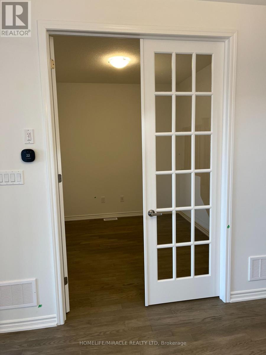 71 Histand Trail, Kitchener, ON - Photo Showing Other Room