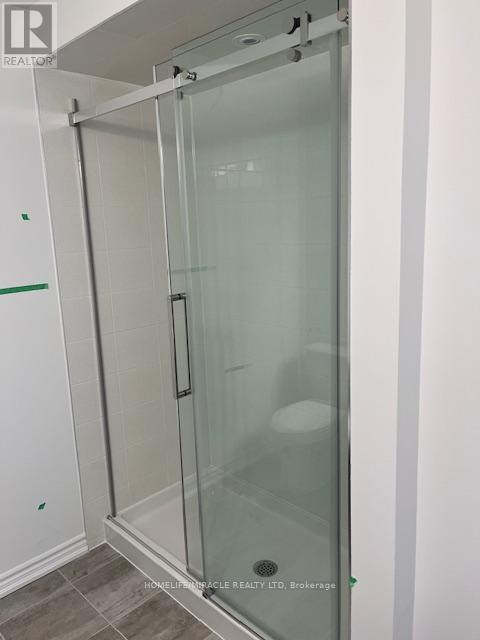 71 Histand Trail, Kitchener, ON - Indoor Photo Showing Bathroom