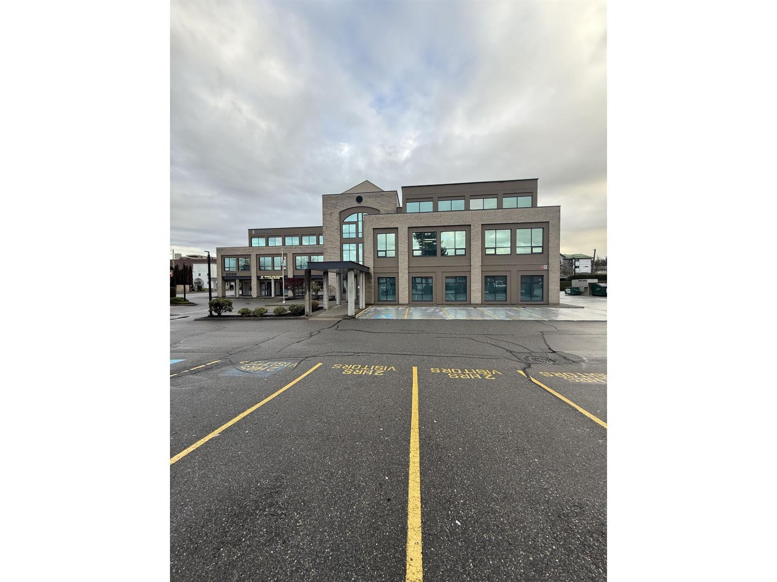 205 2692 Clearbrook Road, Abbotsford, BC