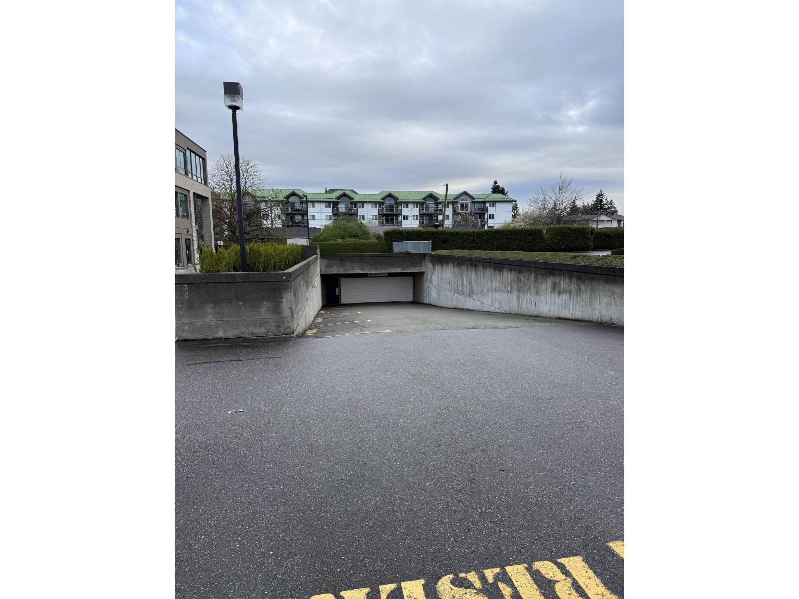 205 2692 Clearbrook Road, Abbotsford, BC