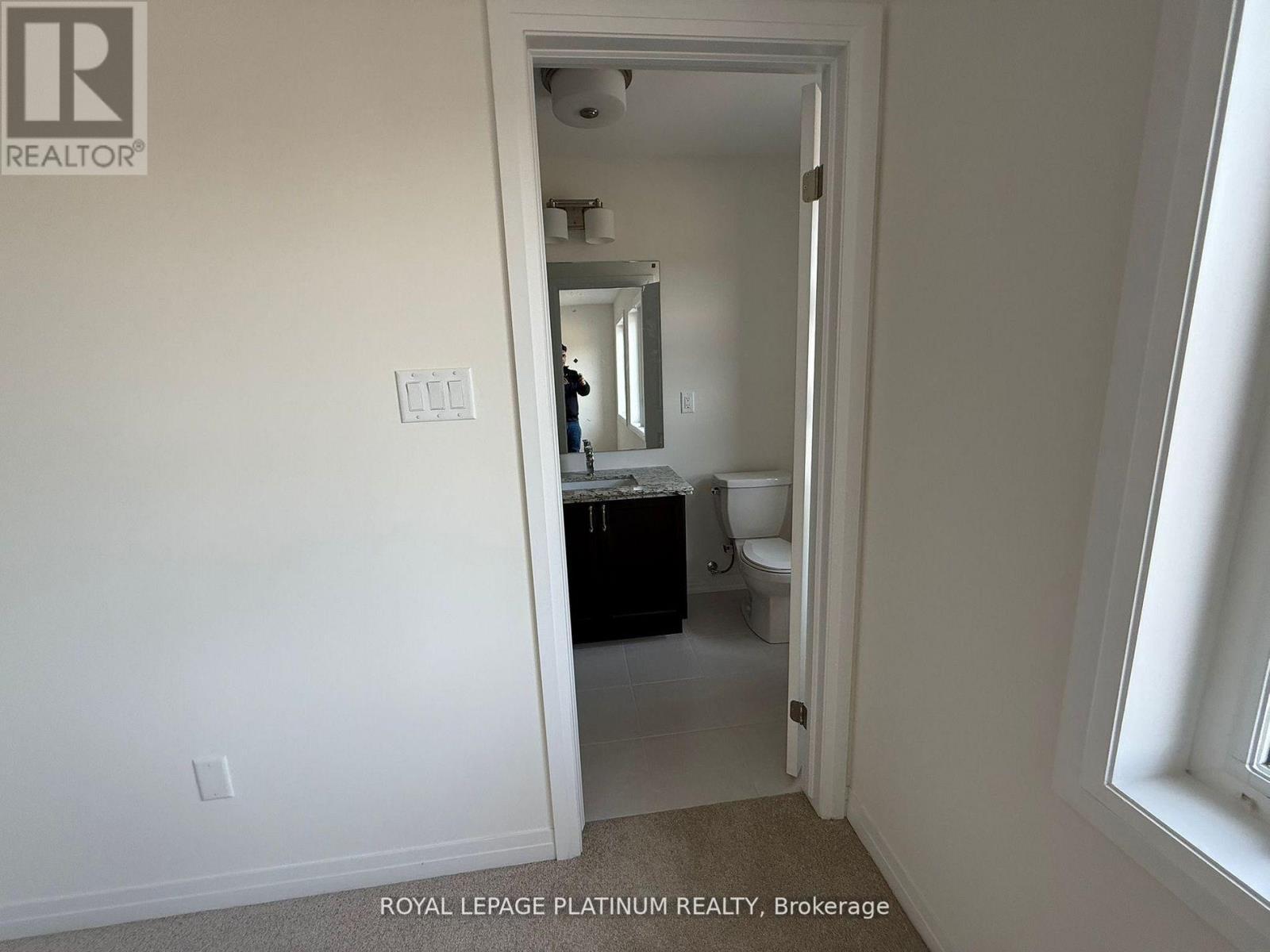 43 Mckernan Avenue, Brantford, ON - Indoor