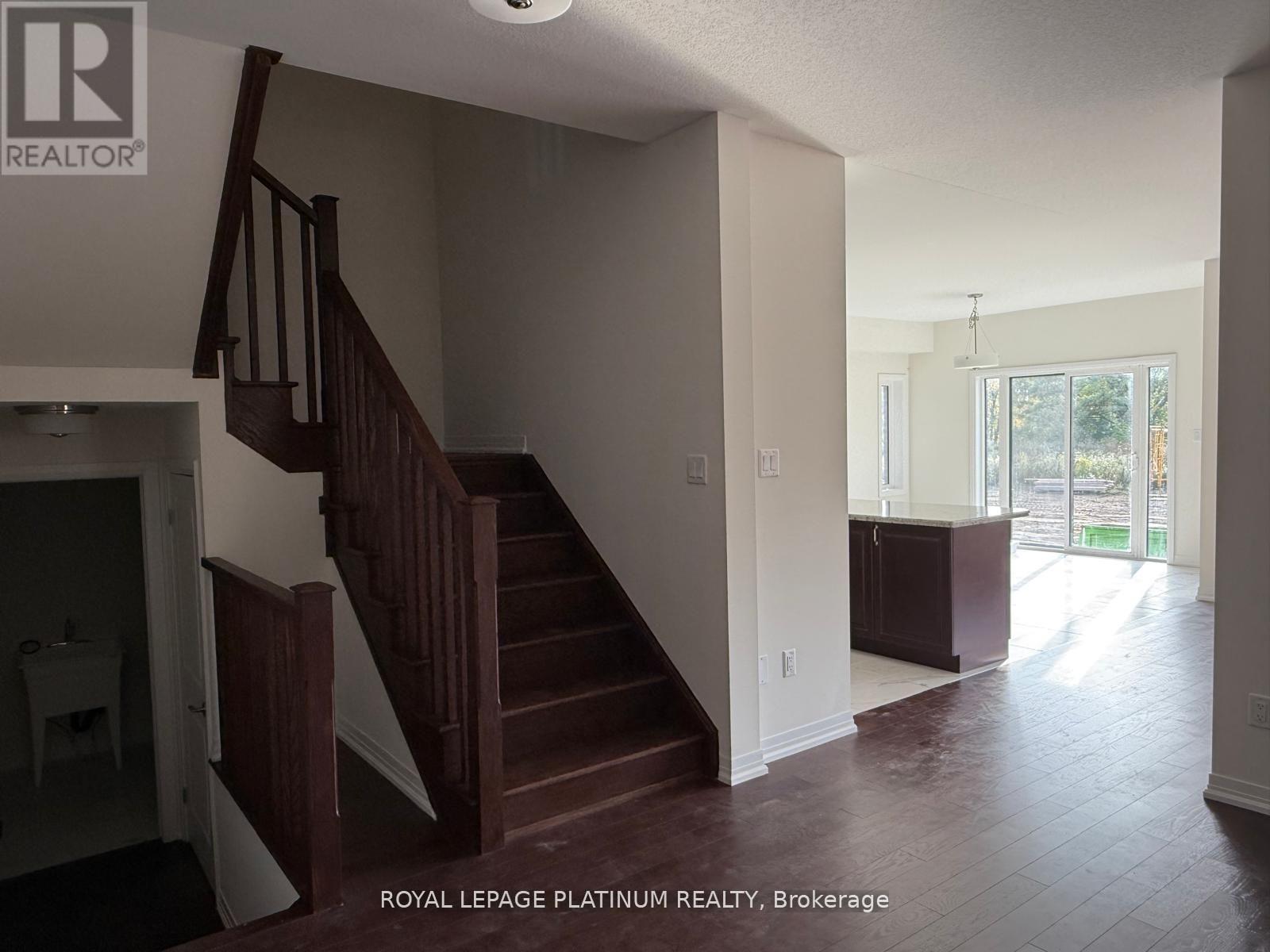 43 Mckernan Avenue, Brantford, ON - Indoor Photo Showing Other Room