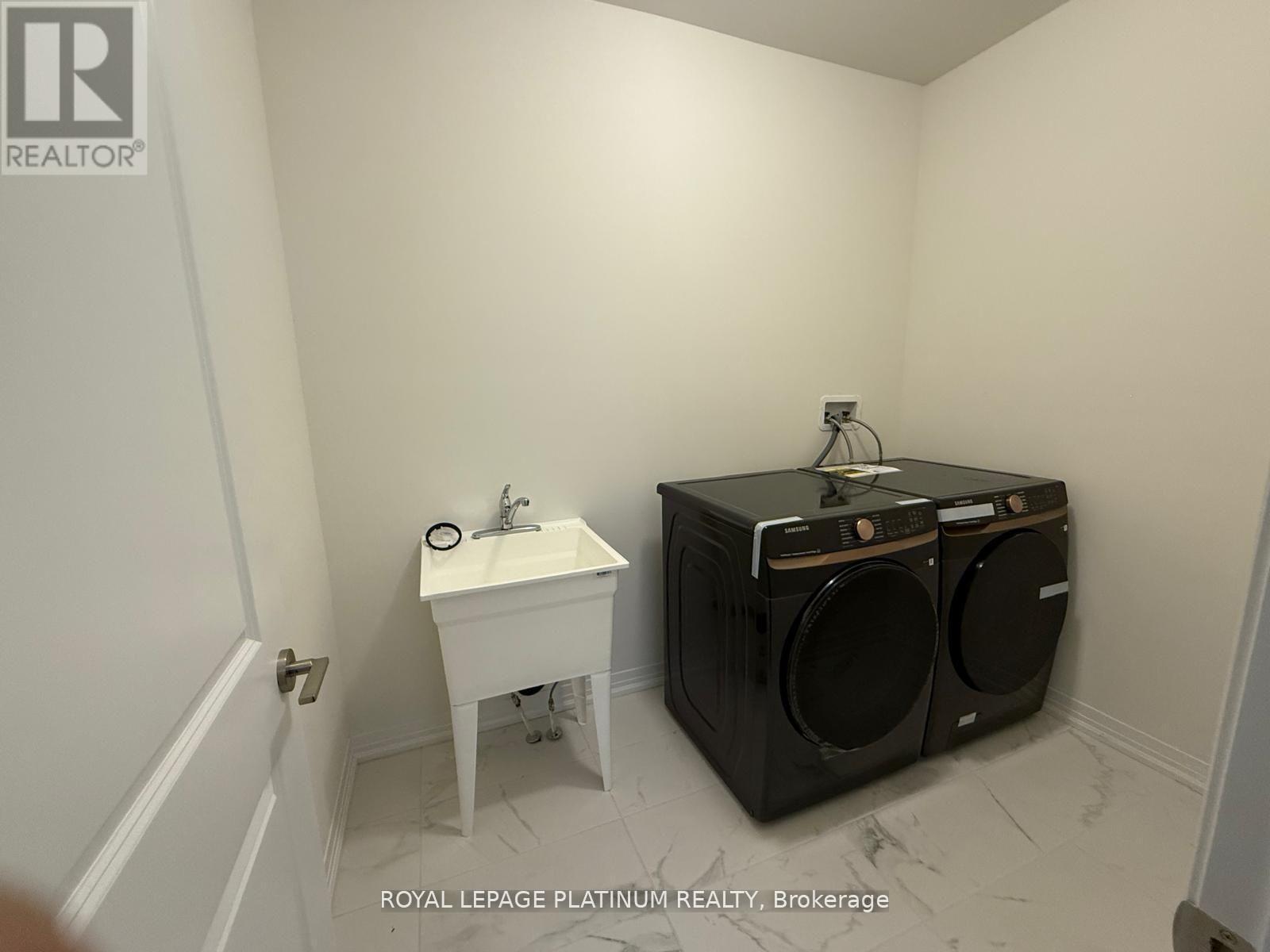 43 Mckernan Avenue, Brantford, ON - Indoor