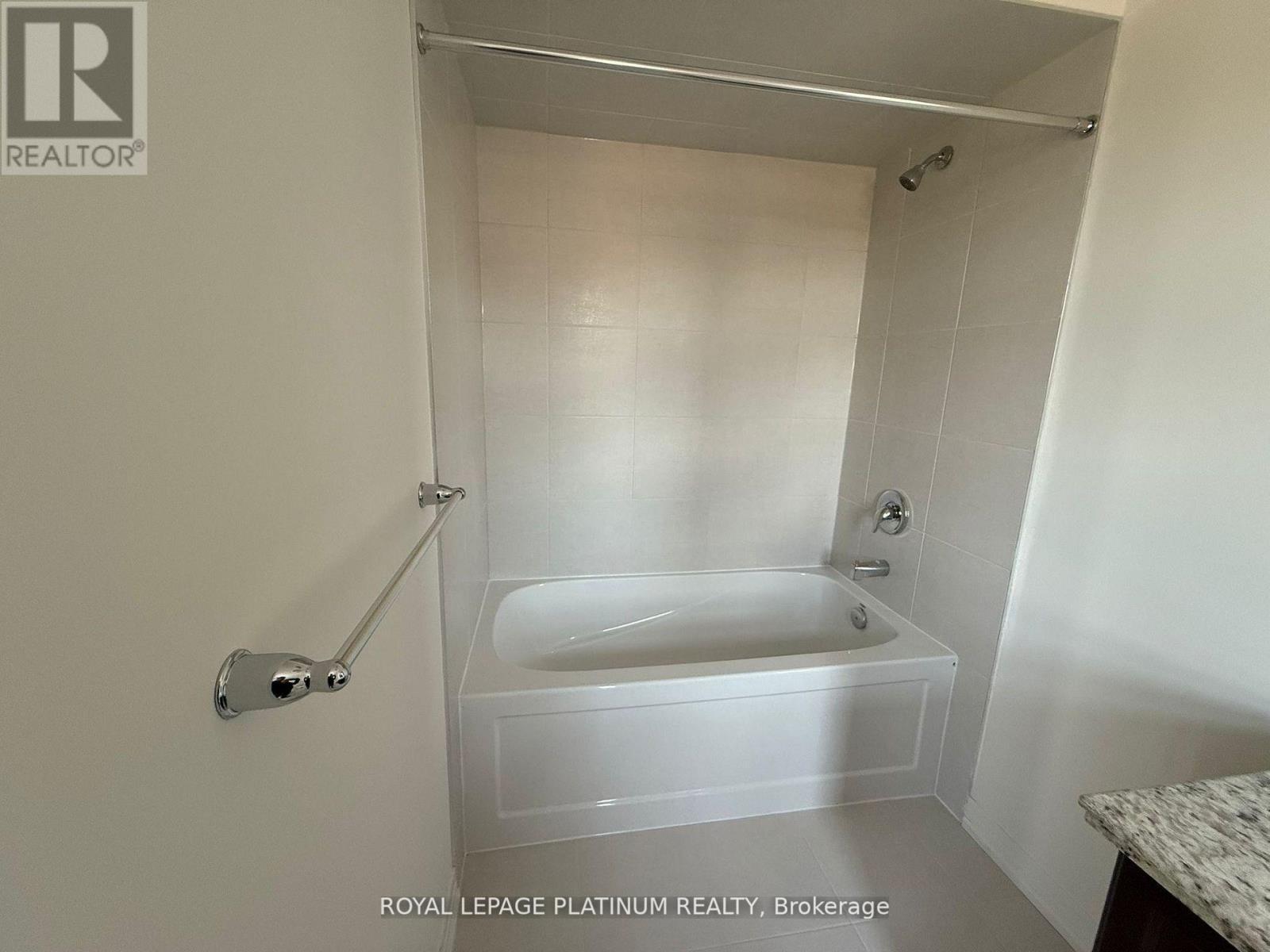 43 Mckernan Avenue, Brantford, ON - Indoor