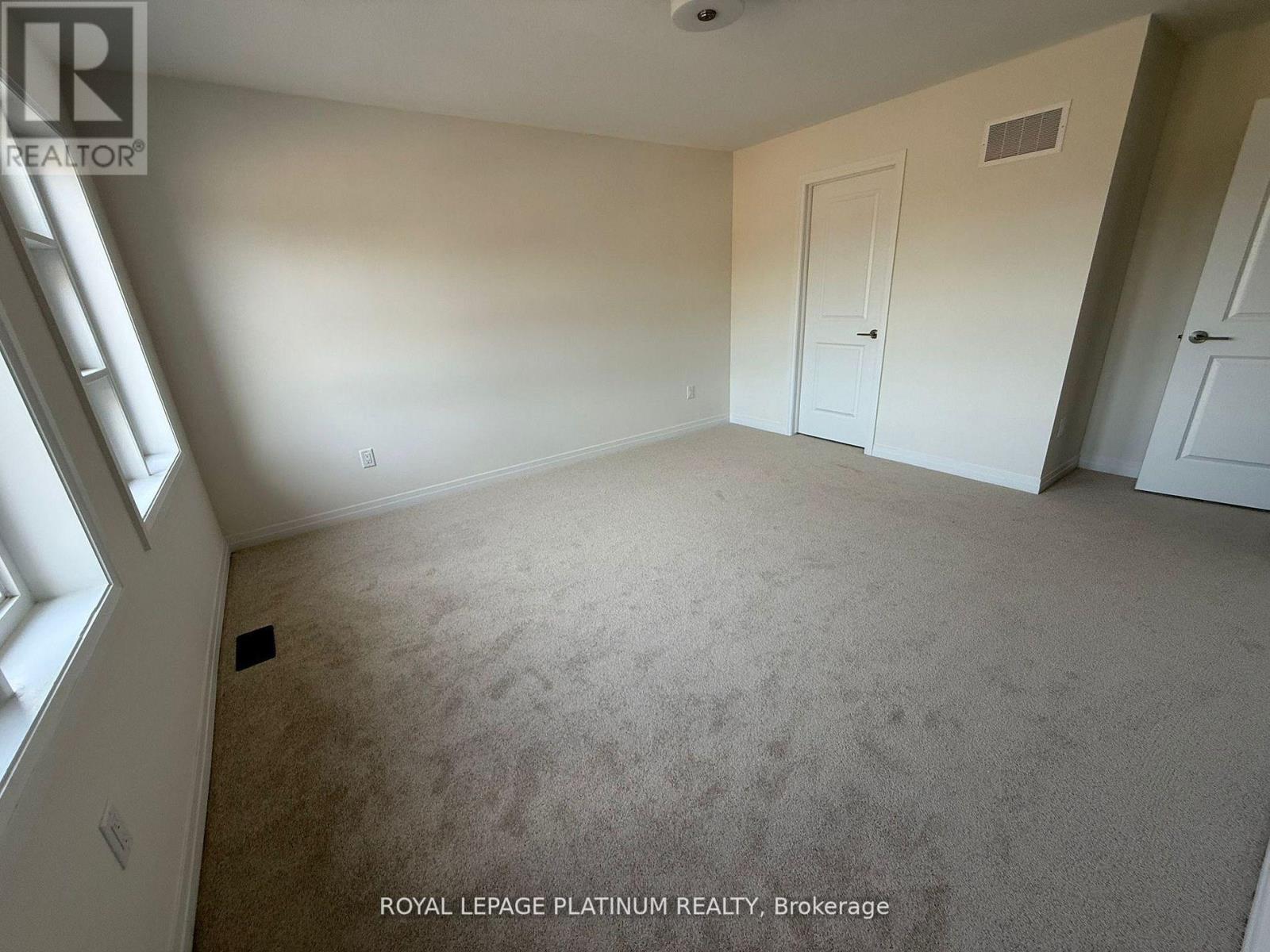 43 Mckernan Avenue, Brantford, ON - Indoor Photo Showing Other Room