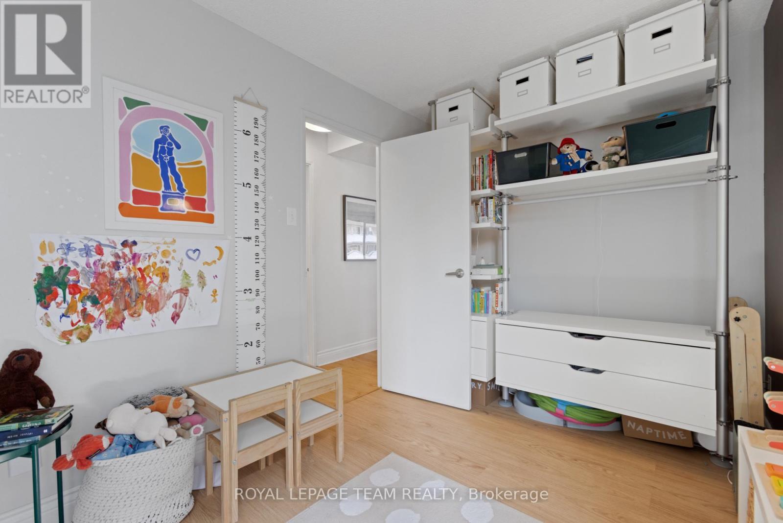 503 - 141 Somerset Street W, Ottawa, ON - Indoor