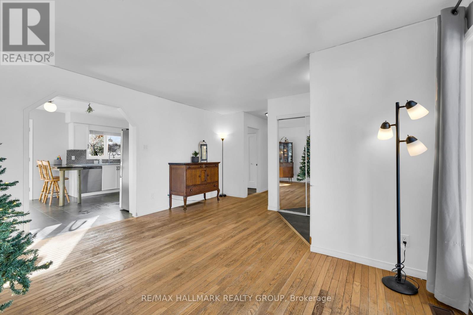 10 Frederick Street, Lansdowne Village, ON - Indoor