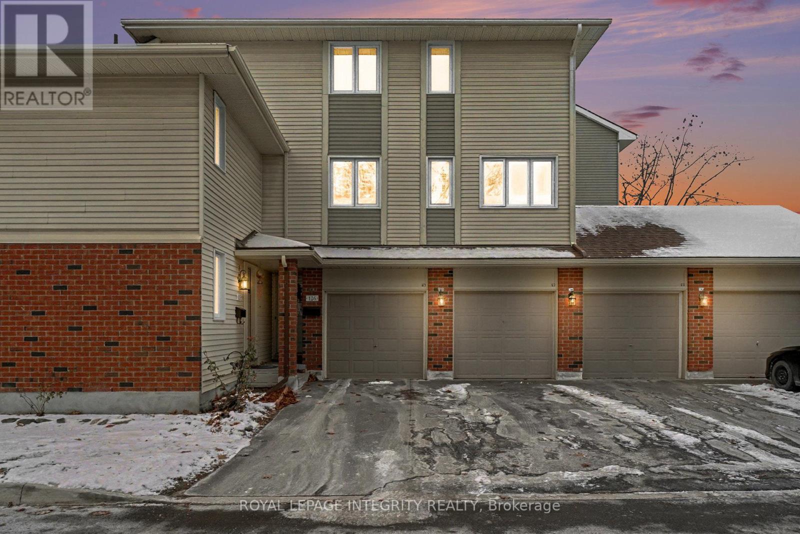 49 - 128 Rushford Private, Ottawa, ON - Outdoor