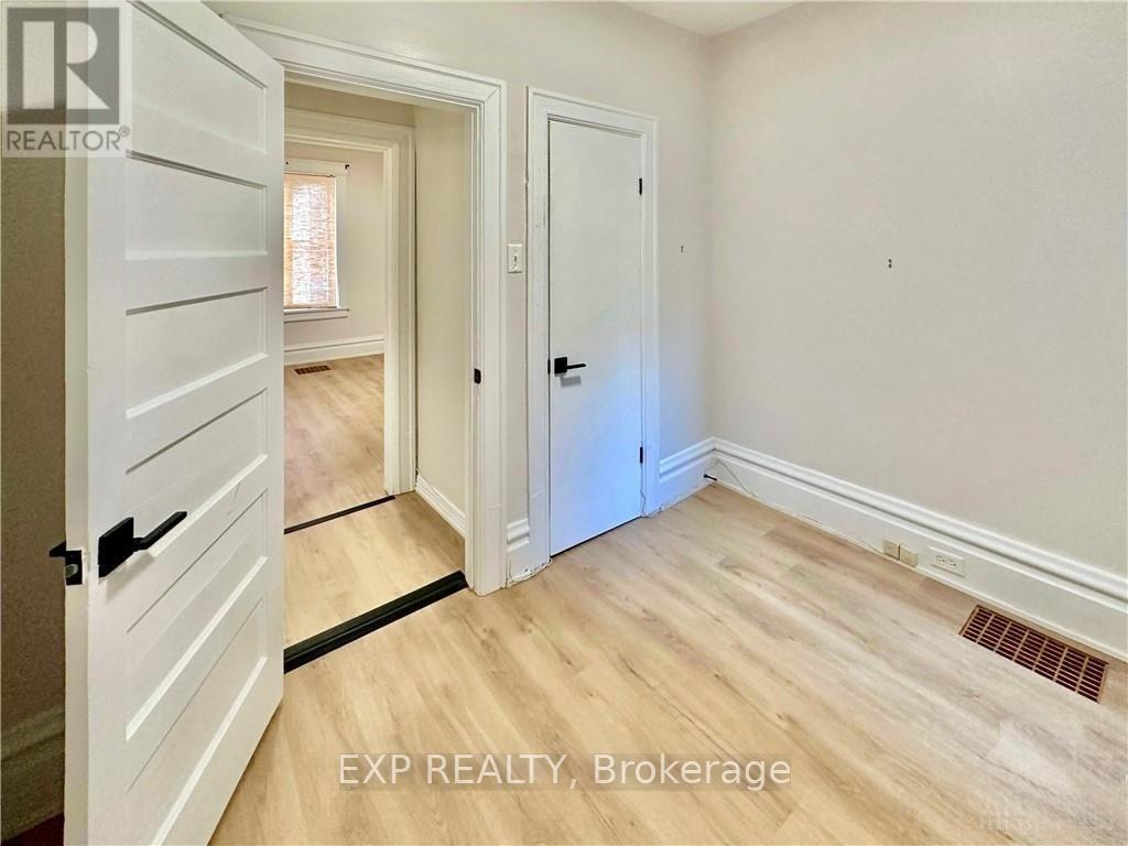 2 - 162 Ivy Crescent, Ottawa, ON