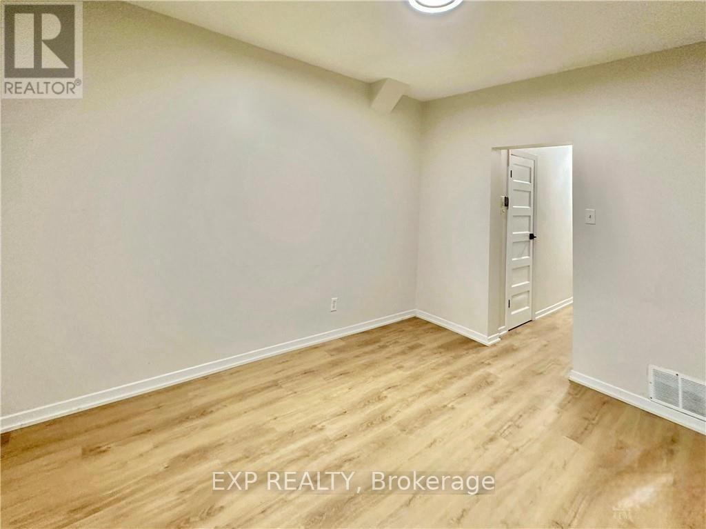 2 - 162 Ivy Crescent, Ottawa, ON