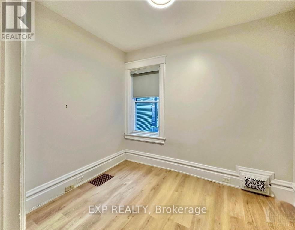 2 - 162 Ivy Crescent, Ottawa, ON