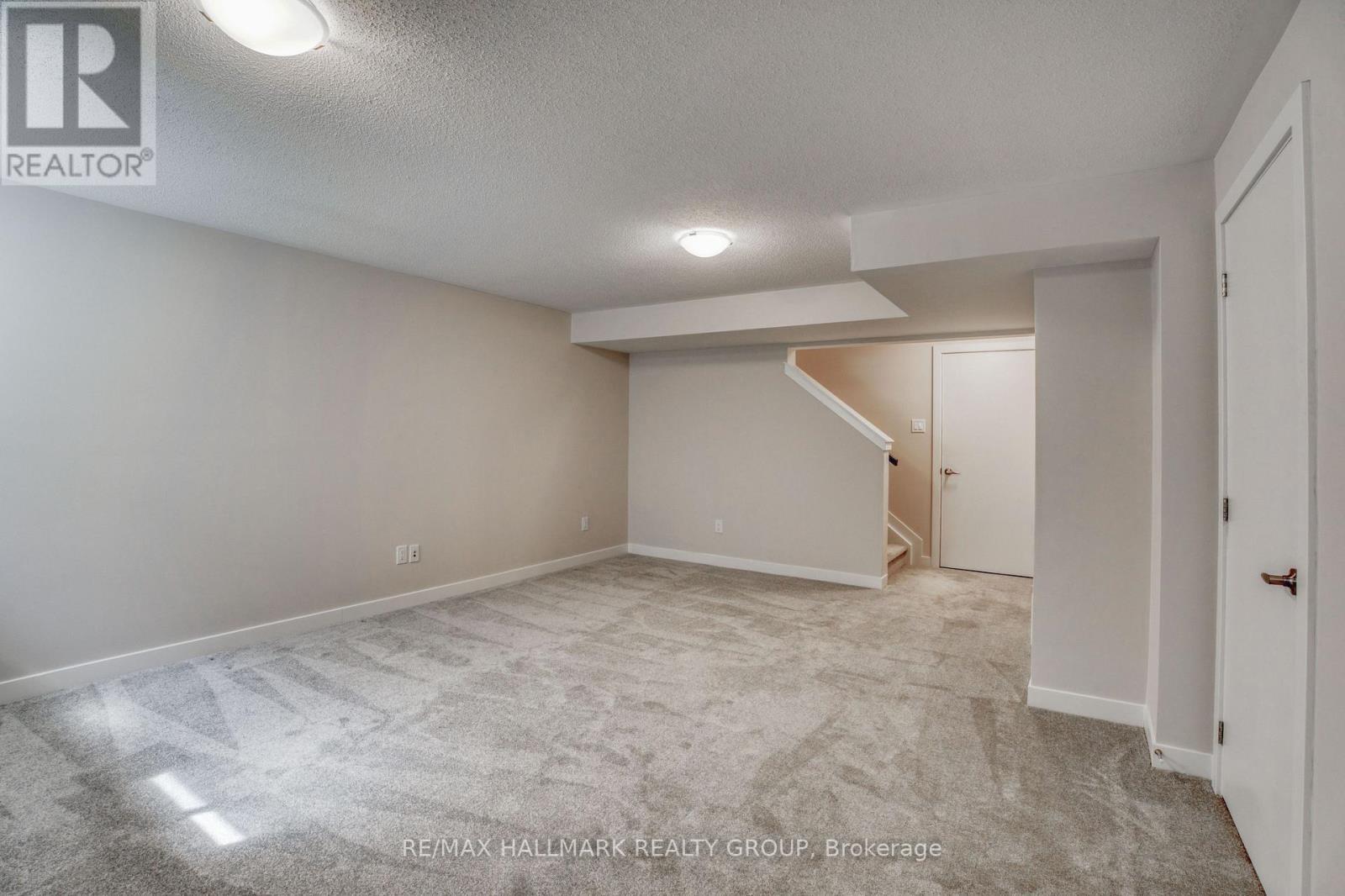 30 Focality Crescent, Ottawa, ON - Indoor