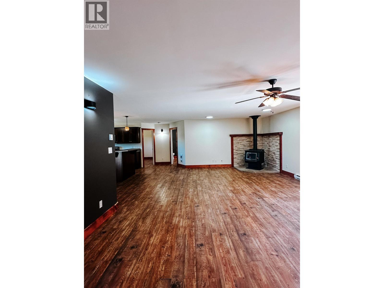 7604 Womack Road, Deka Lake / Sulphurous / Hathaway Lakes, BC - Indoor