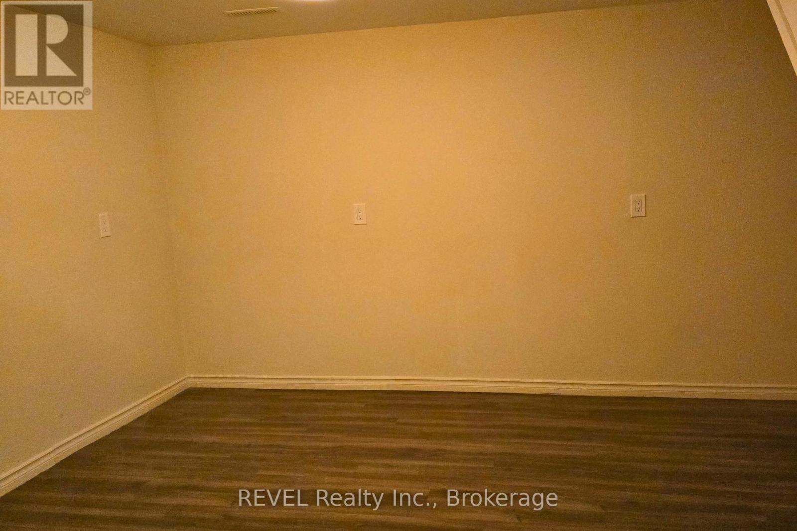 Den/Office - Lower Level - 33 Dundas Crescent, St. Catharines (Burleigh Hill), ON - Indoor Photo Showing Other Room