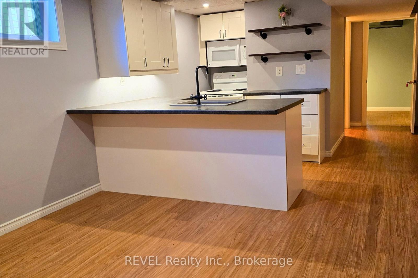Kitchen (From Living room) - Lower Level - 33 Dundas Crescent, St. Catharines (Burleigh Hill), ON - Indoor Photo Showing Kitchen