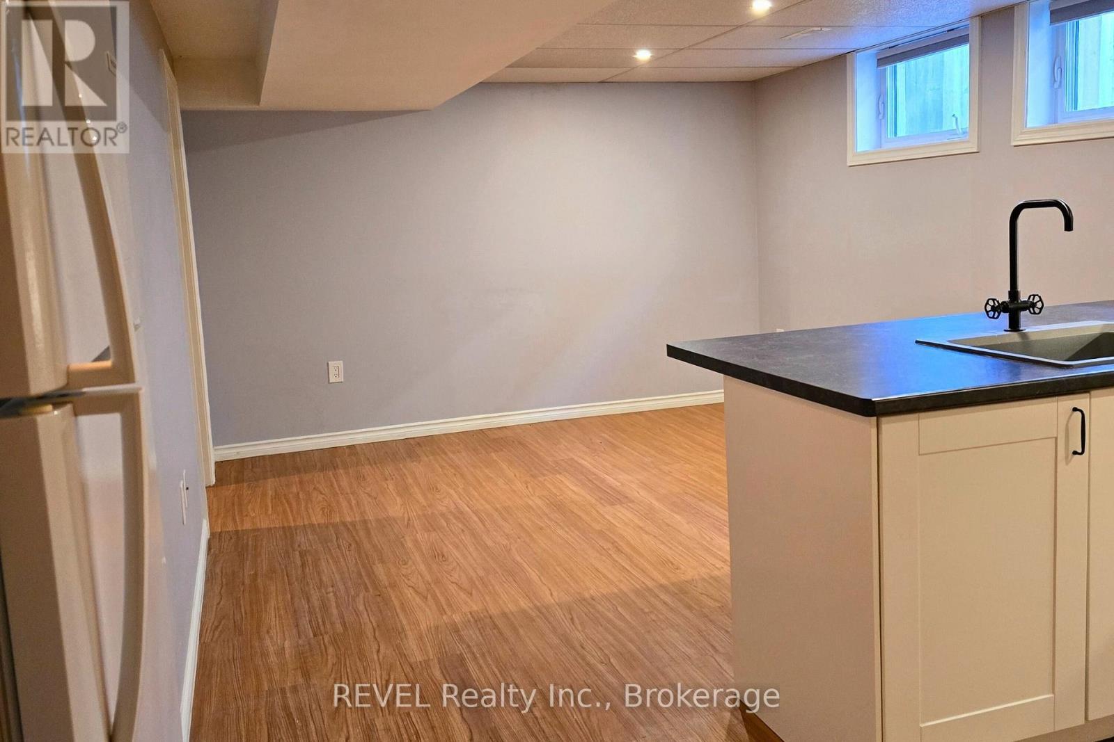 Looking into Living Room - Lower Level - 33 Dundas Crescent, St. Catharines (Burleigh Hill), ON - Indoor