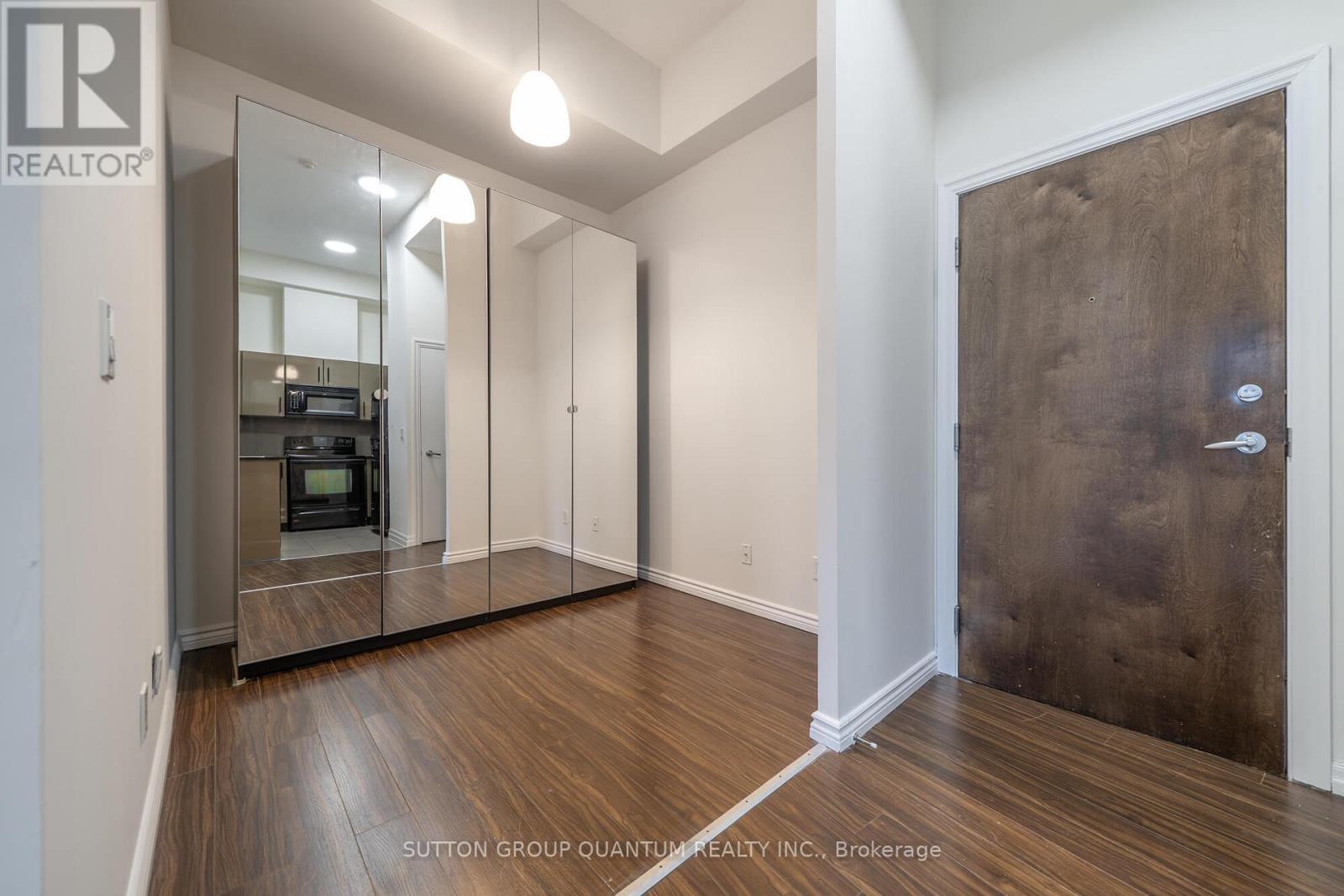 206 - 16 Yonge Street, Toronto, ON - Indoor Photo Showing Other Room