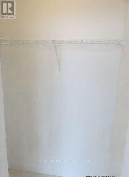 5502 - 8 Eglinton Avenue E, Toronto, ON - Indoor With Storage