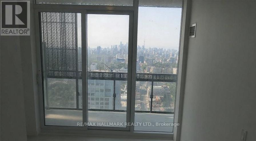 5502 - 8 Eglinton Avenue E, Toronto, ON - Indoor Photo Showing Other Room