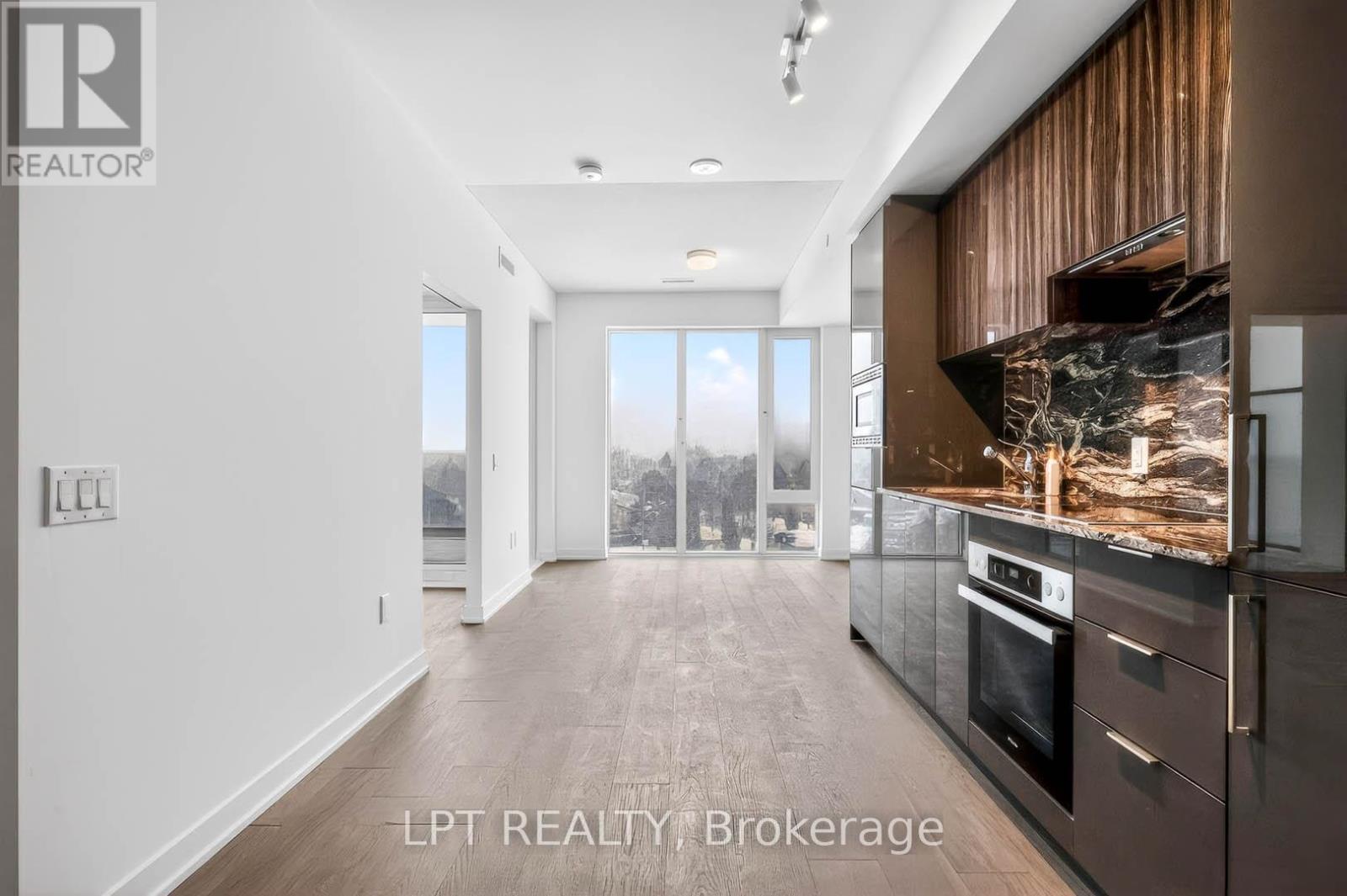 536 - 20 O'Neill Road, Toronto, ON - Indoor