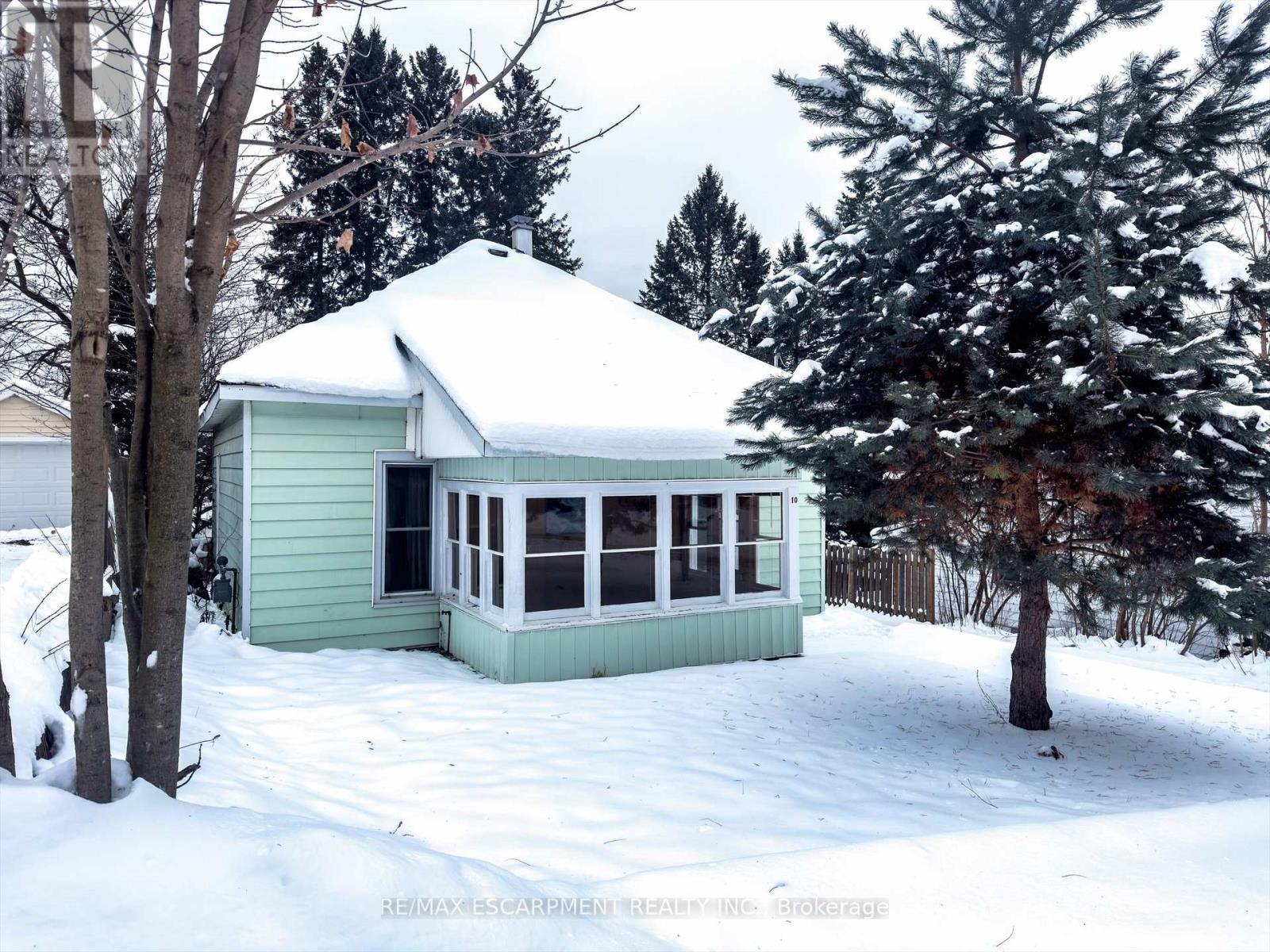 10 Duncan Street E, Huntsville, ON - Outdoor