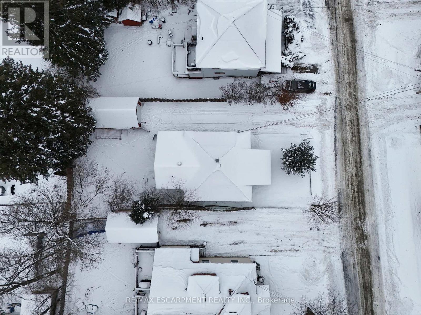 10 Duncan Street E, Huntsville, ON - Outdoor With View