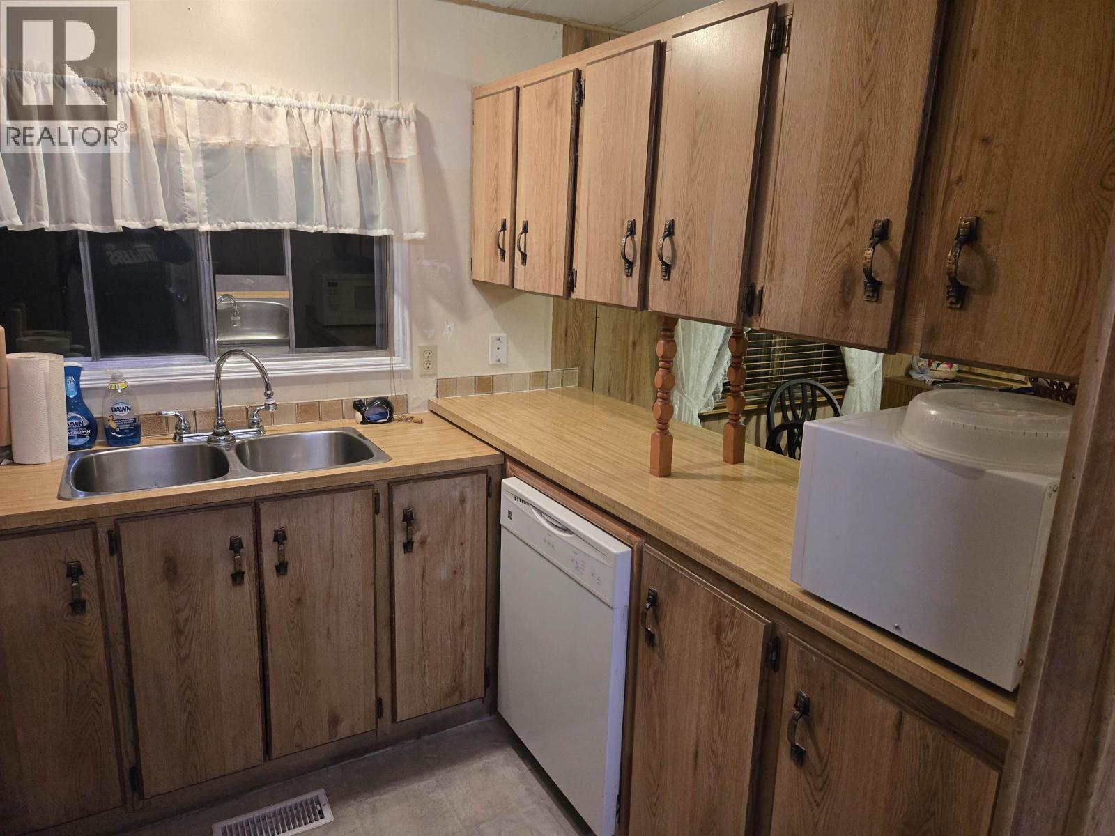 12 2377 Larch Avenue, Quesnel, BC